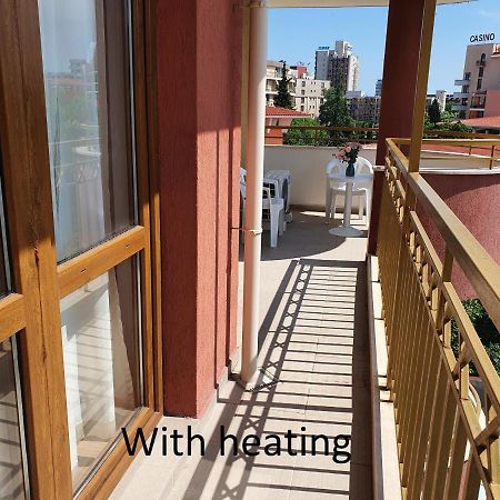 Apartment Ashton Hall - Sonnenstrand - Ost Pantai Sunny Bagian luar foto
