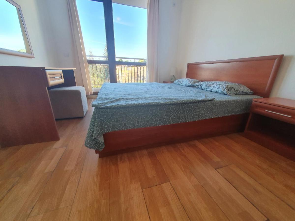Apartment Ashton Hall - Sonnenstrand - Ost Pantai Sunny Bagian luar foto