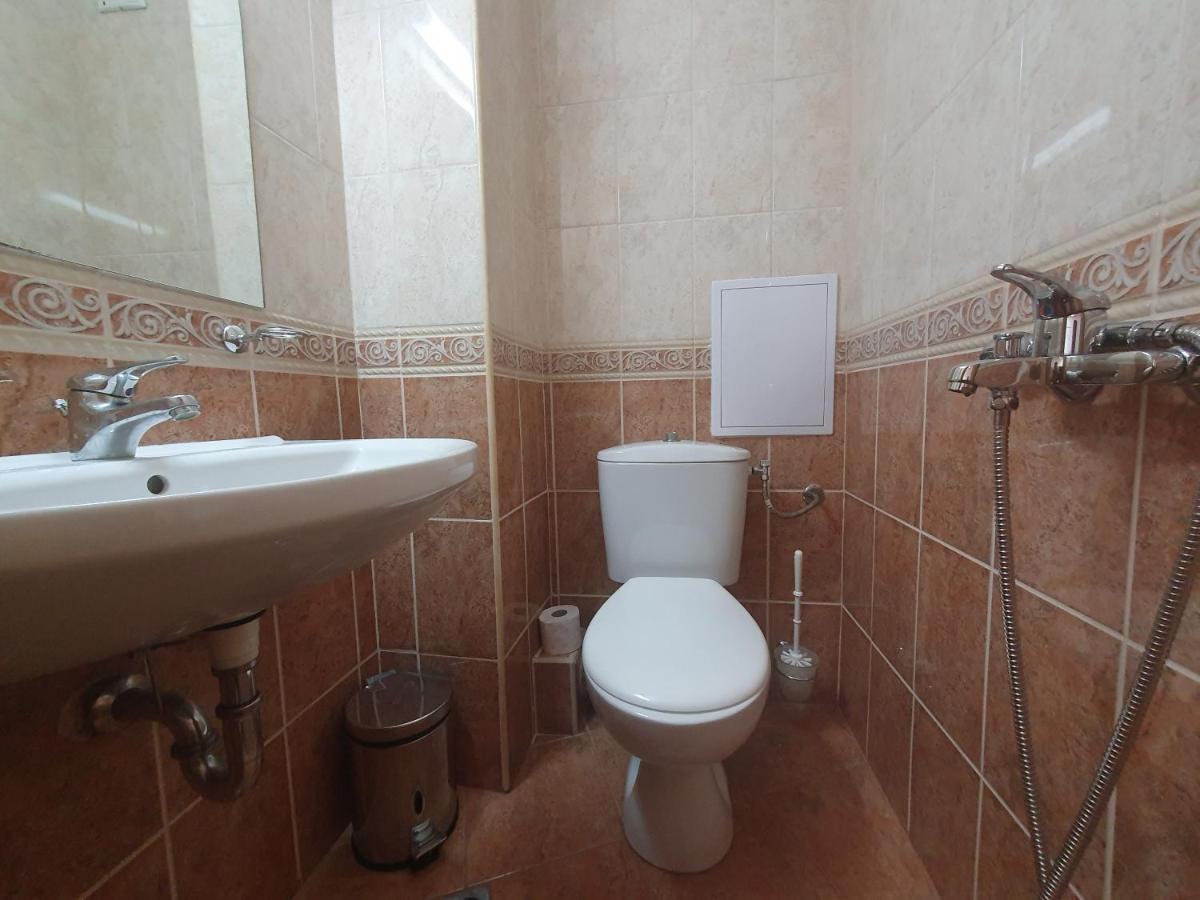 Apartment Ashton Hall - Sonnenstrand - Ost Pantai Sunny Bagian luar foto
